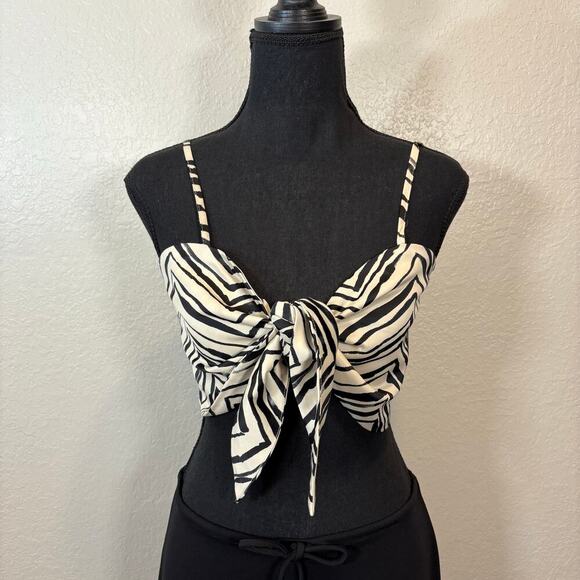 BEACH BUNNY Tie Front Crop Top Animal Print Sz L Summer Beachy Coastal Seductive - Picture 1 of 6